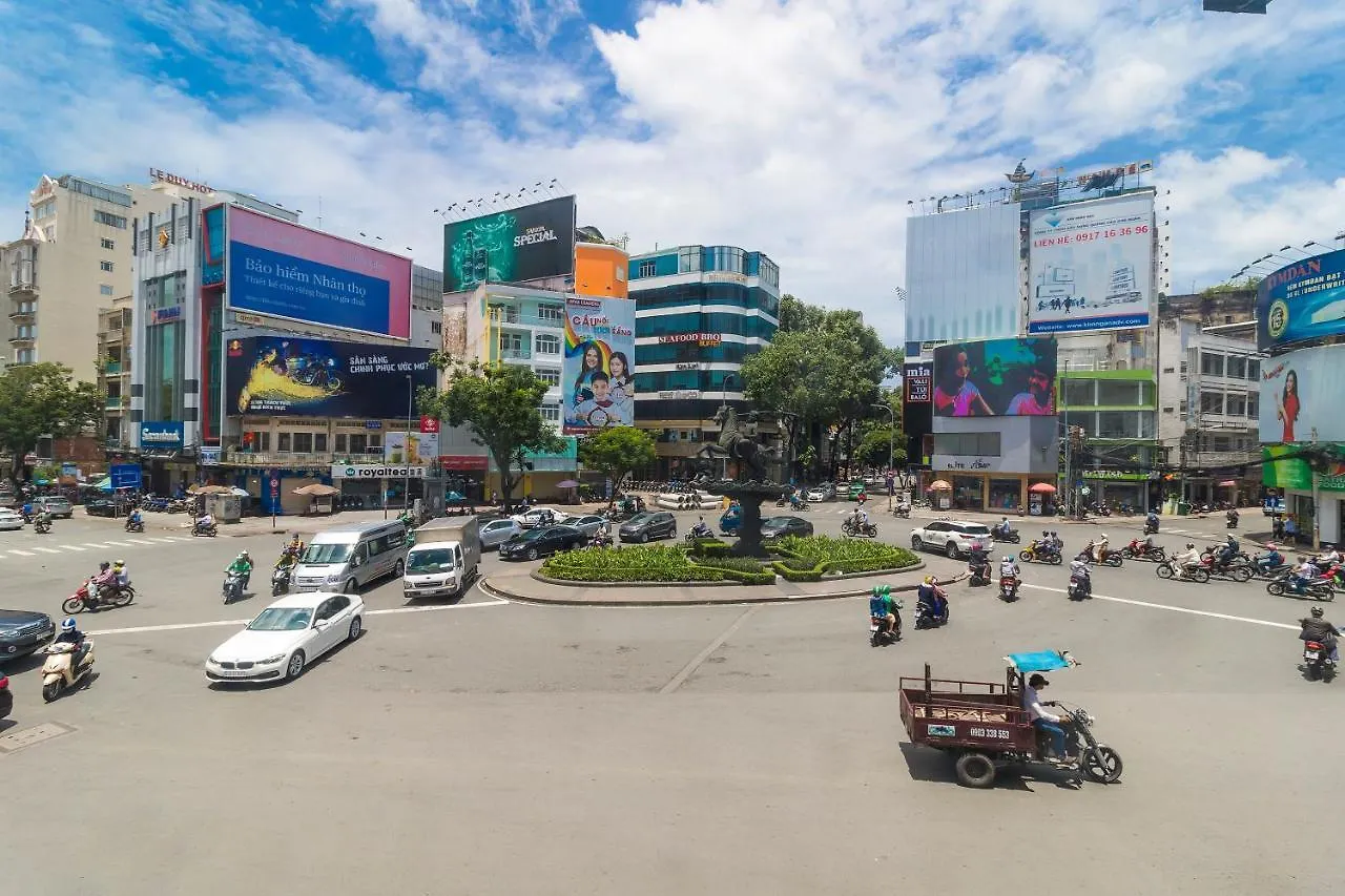 Saigon Night Hotel Ho Chi Minh City 2*,